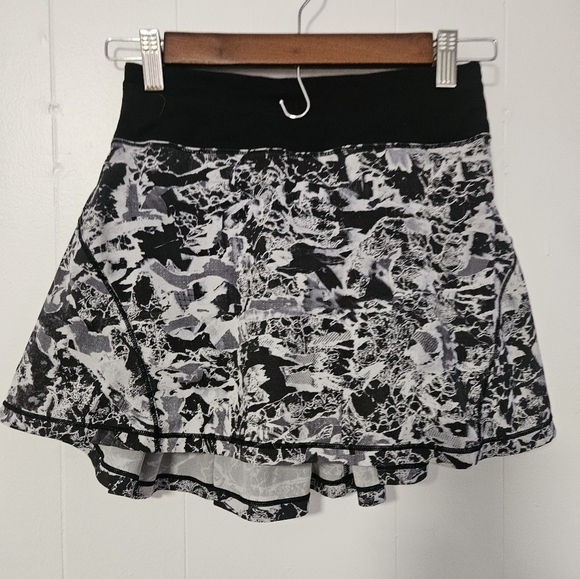 Lululemon Circuit Breaker Skirt - Picture 1 of 6